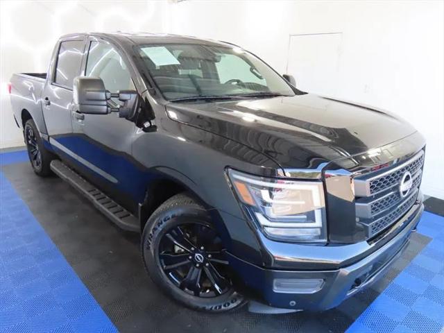 2023 Nissan Titan Crew Cab SV 4x2