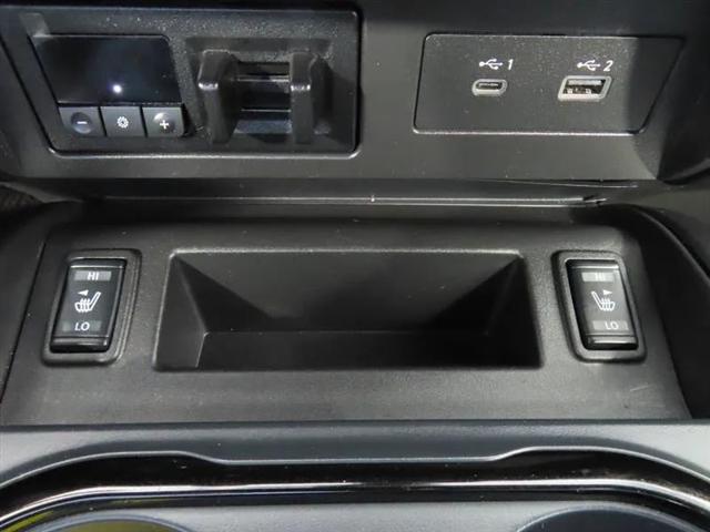 2023 Nissan Titan Crew Cab SV 4x2