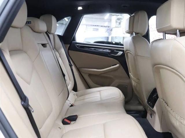 2020 Porsche Macan S