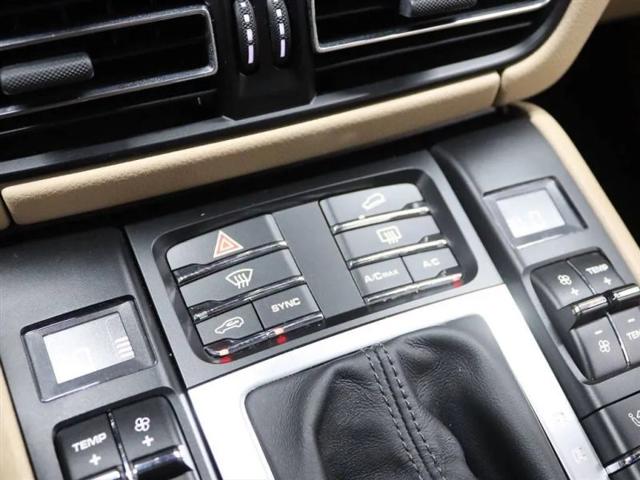 2020 Porsche Macan S