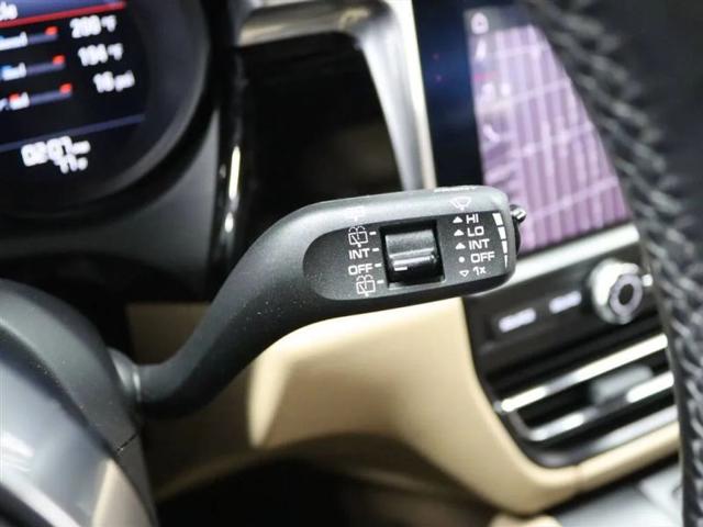 2020 Porsche Macan S
