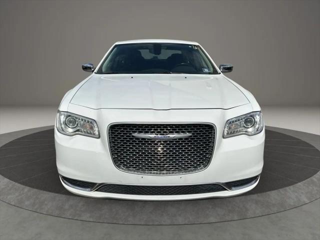 2019 Chrysler 300 Touring