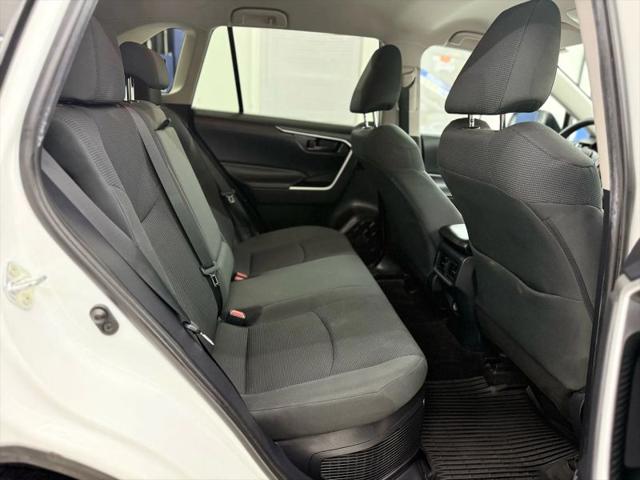 2019 Toyota RAV4 Hybrid LE