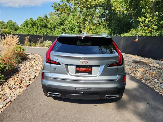 2025 Cadillac XT4 AWD Premium Luxury