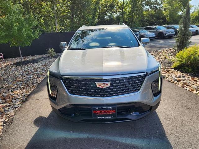 2025 Cadillac XT4 AWD Premium Luxury