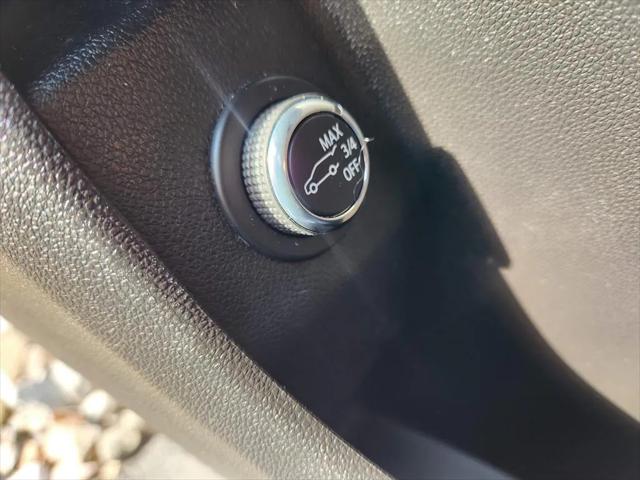 2025 Cadillac XT4 AWD Premium Luxury