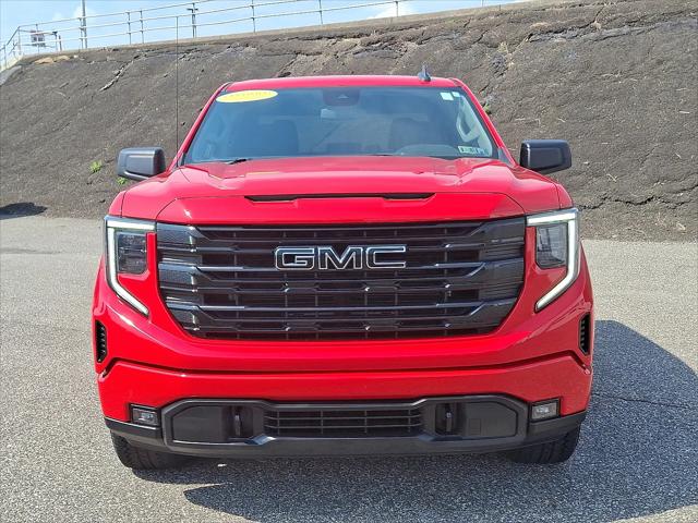 2022 GMC Sierra 1500 4WD Crew Cab Short Box Elevation with 3SB