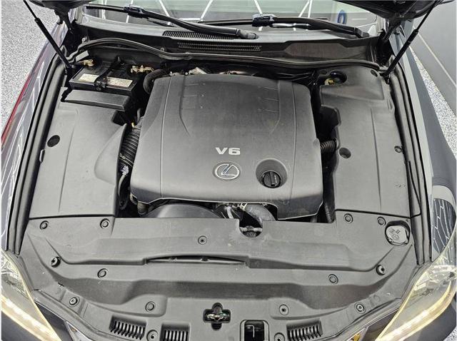 2011 Lexus IS 250C Base 2dr Convertible 6A