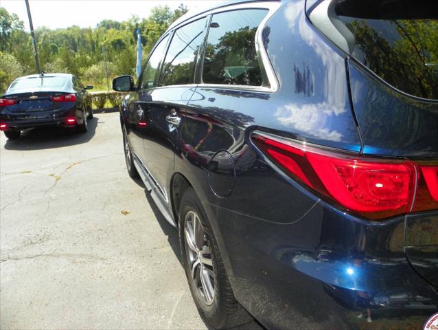 2019 INFINITI QX60 LUXE