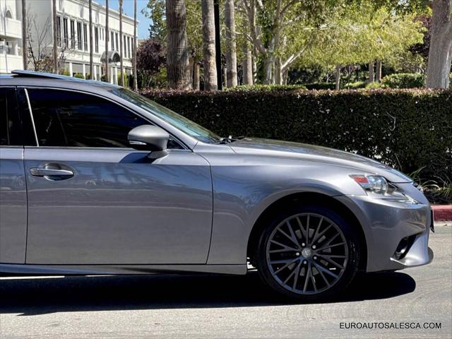 2015 Lexus IS 250 Crafted Line