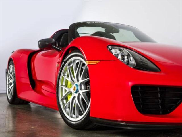 2015 Porsche 918 Spyder Base AWD 2dr Convertible