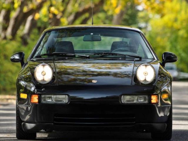 1993 Porsche 928 GTS 2dr Hatchback