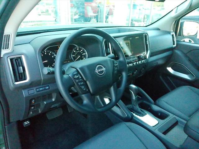 2026 Nissan Frontier Crew Cab SV 4x2