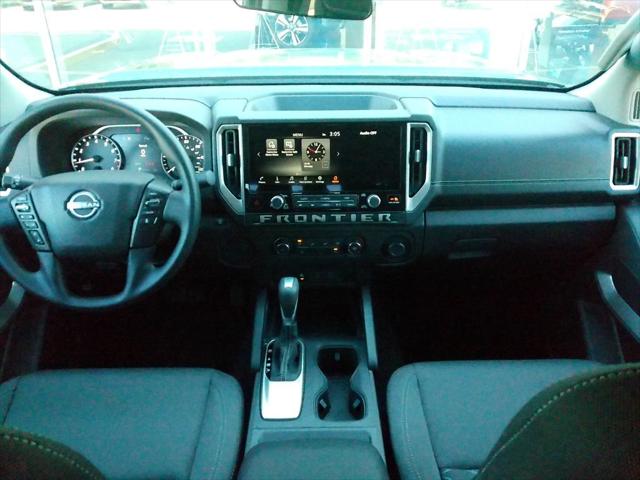 2026 Nissan Frontier Crew Cab SV 4x2
