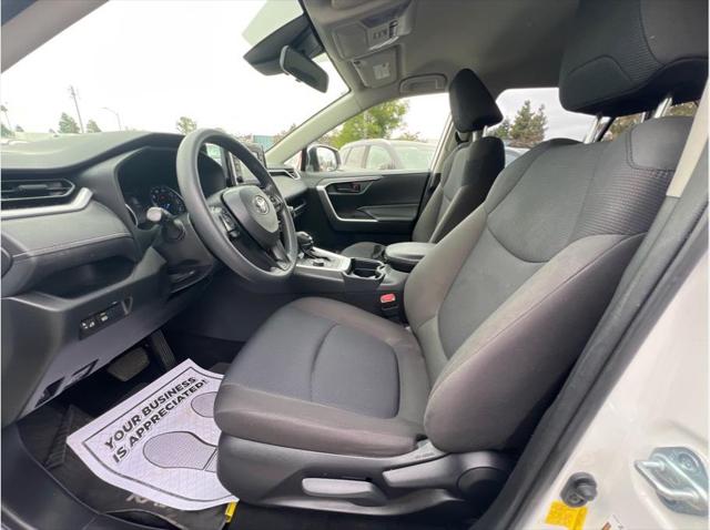2020 Toyota RAV4 Hybrid LE Sport Utility 4D