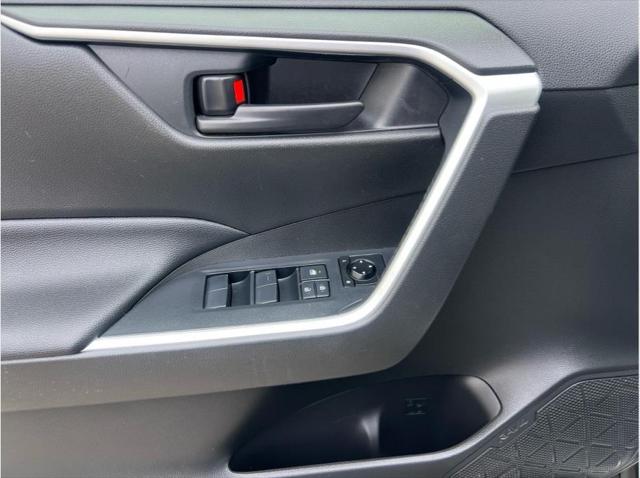 2020 Toyota RAV4 Hybrid LE Sport Utility 4D