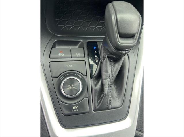 2020 Toyota RAV4 Hybrid LE Sport Utility 4D