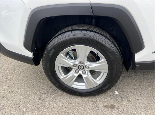 2020 Toyota RAV4 Hybrid LE Sport Utility 4D