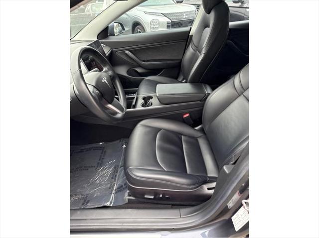 2018 Tesla Model 3 Mid Range Sedan 4D