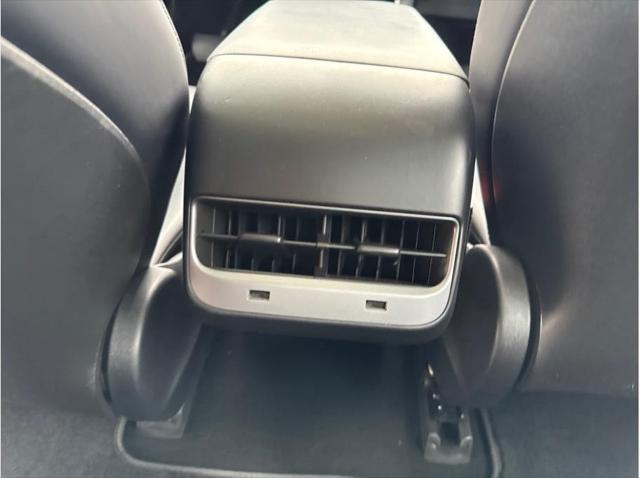 2018 Tesla Model 3 Mid Range Sedan 4D