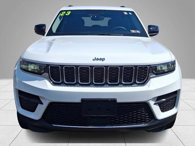 2023 Jeep Grand Cherokee Laredo 4x4
