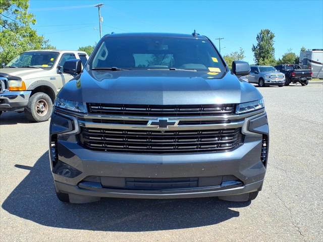2022 Chevrolet Suburban 4WD RST