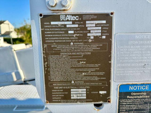 2009 Ford F-550 Base