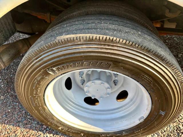 2009 Ford F-550 Base