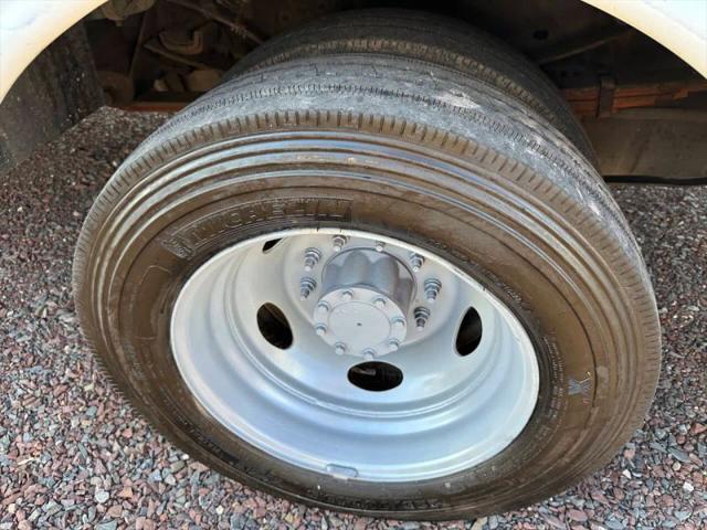2009 Ford F-550 Base