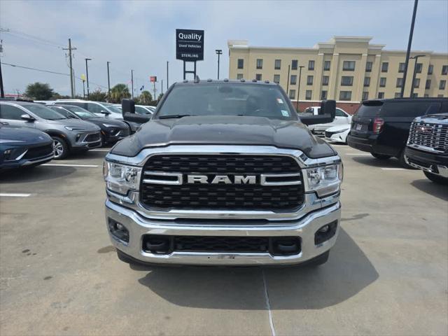 2022 RAM 3500 Big Horn Crew Cab 4x4 8 Box