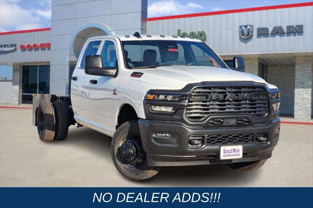 2026 RAM Ram 3500 Chassis Cab RAM 3500 TRADESMAN CREW CAB CHASSIS 4X4 60 CA
