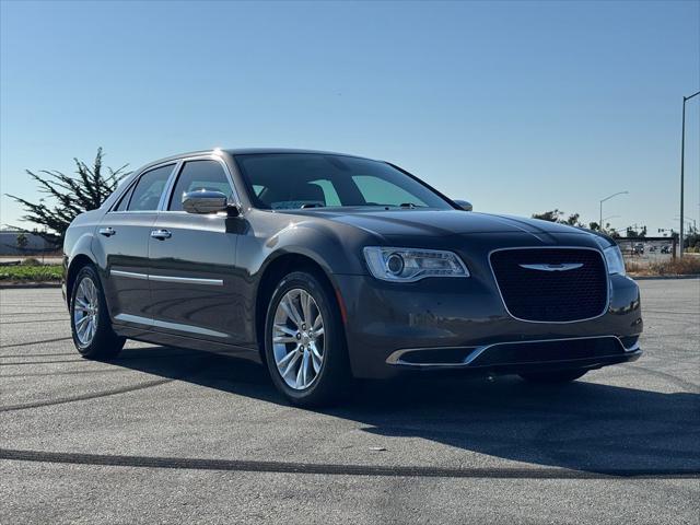2019 Chrysler 300 Touring L
