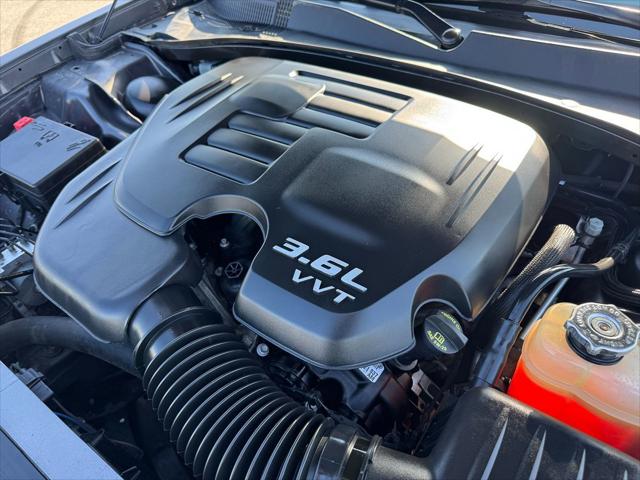 2019 Chrysler 300 Touring L