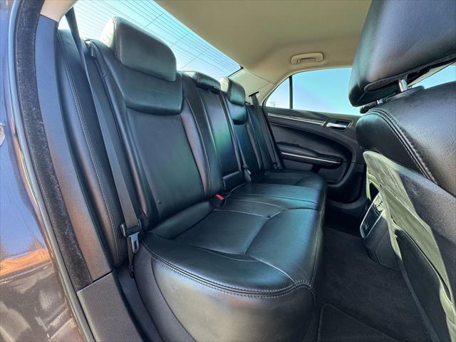 2019 Chrysler 300 Touring L