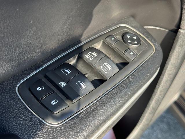 2019 Chrysler 300 Touring L