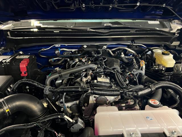 2025 Toyota Tacoma SR5 4WD