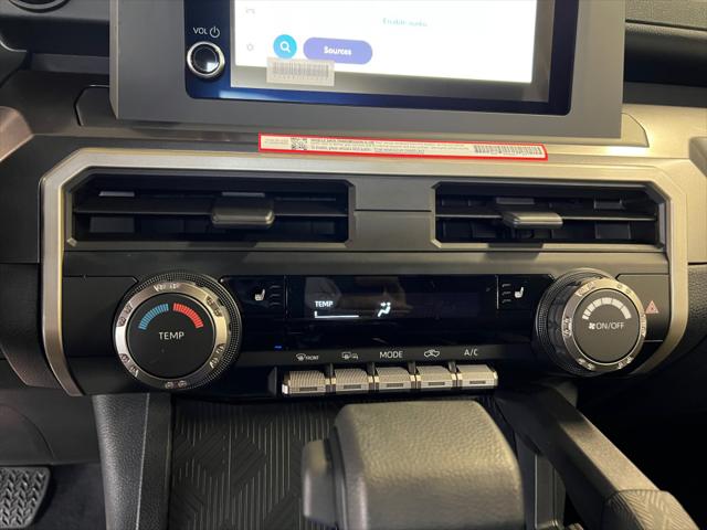 2025 Toyota Tacoma SR5 4WD