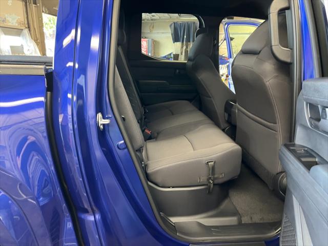 2025 Toyota Tacoma SR5 4WD