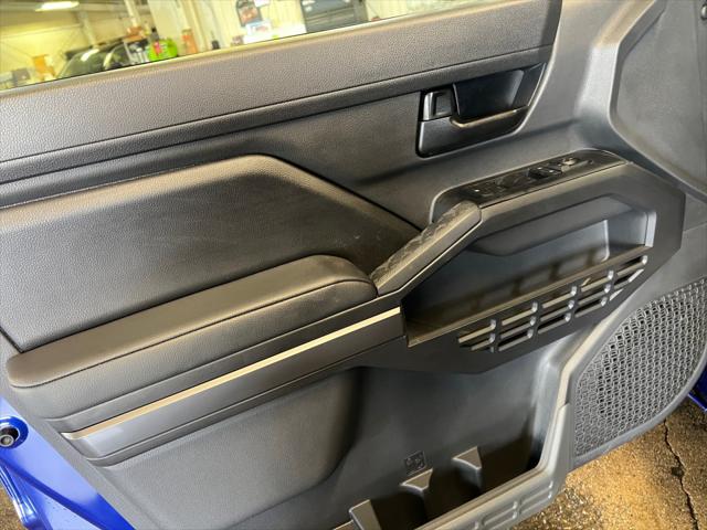2025 Toyota Tacoma SR5 4WD