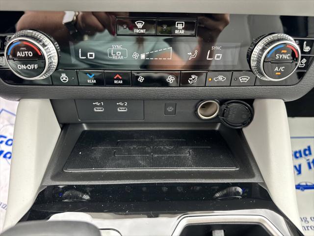 2025 Mitsubishi Outlander PLATINUM EDITION 2.5 S-AWC