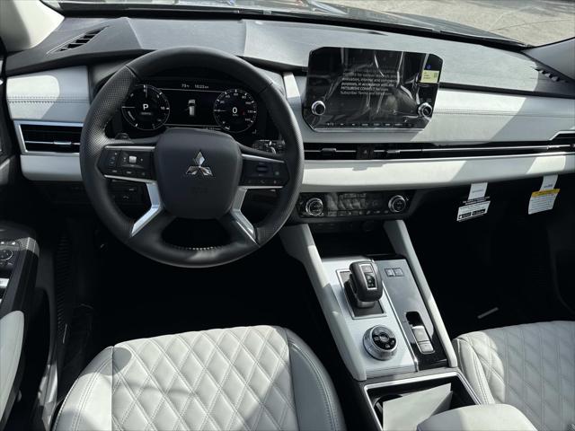 2025 Mitsubishi Outlander PHEV SEL S-AWC