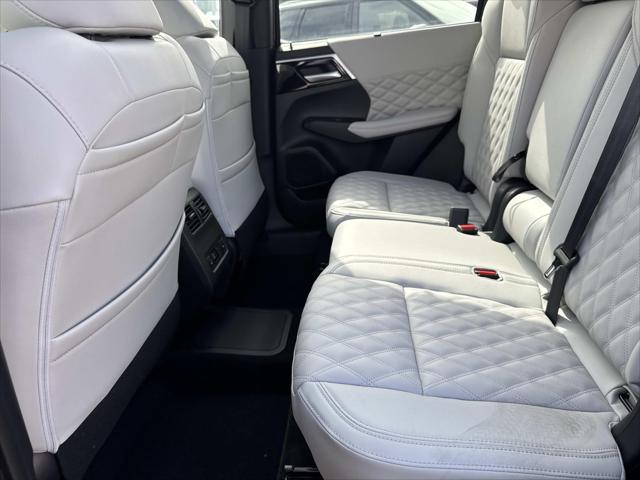2025 Mitsubishi Outlander PHEV SEL S-AWC