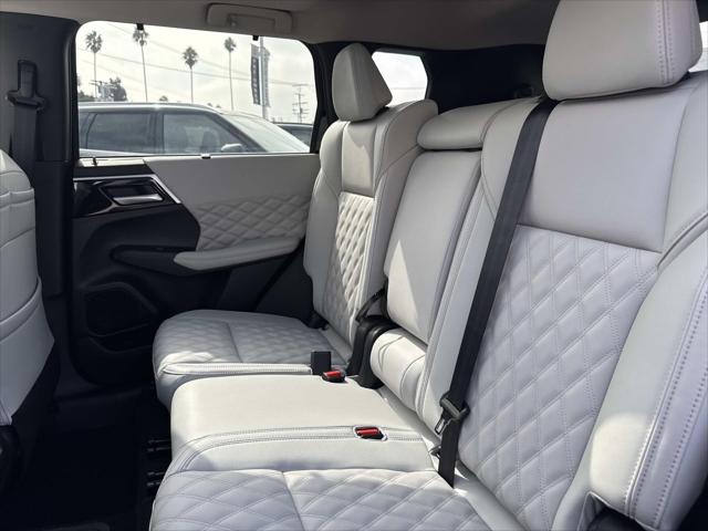 2025 Mitsubishi Outlander PHEV SEL S-AWC