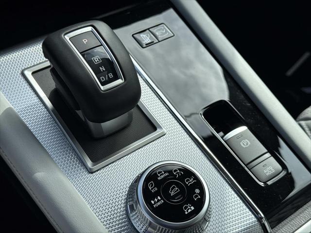 2025 Mitsubishi Outlander PHEV SEL S-AWC
