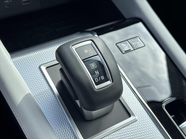 2025 Mitsubishi Outlander PHEV SEL S-AWC