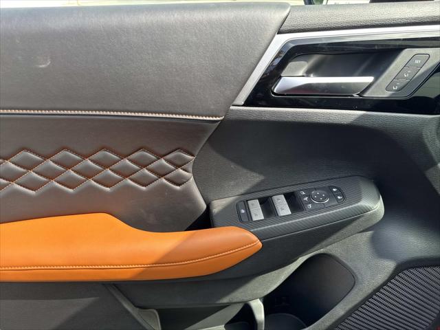 2025 Mitsubishi Outlander PHEV SEL S-AWC