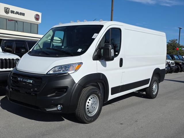 2026 Ram ProMaster Cargo Van Tradesman Low Roof 136" WB w/Pass Seat