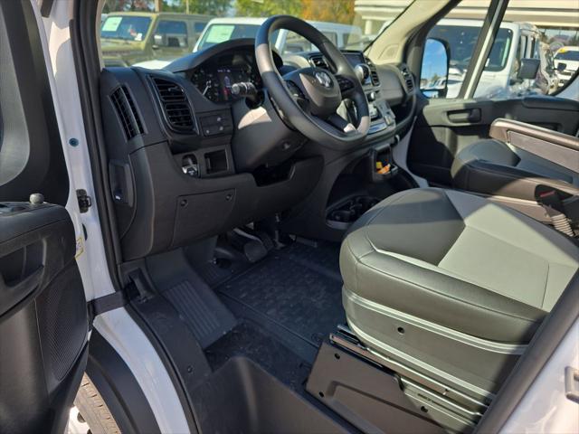 2026 Ram ProMaster Cargo Van Tradesman Low Roof 136" WB w/Pass Seat