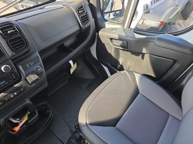 2026 Ram ProMaster Cargo Van Tradesman Low Roof 136" WB w/Pass Seat
