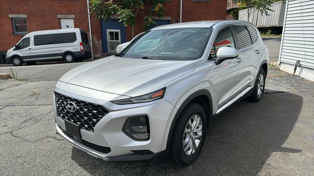 2019 Hyundai Santa Fe SE